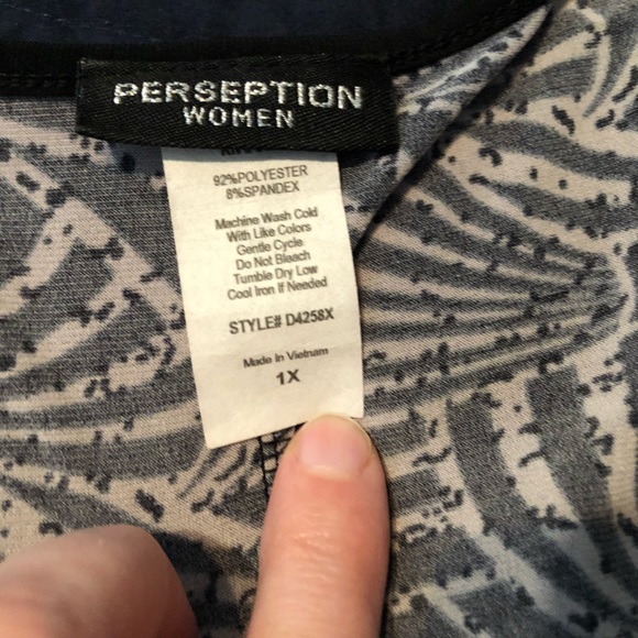 Black and brown patterned dress - Picture 3 of 3